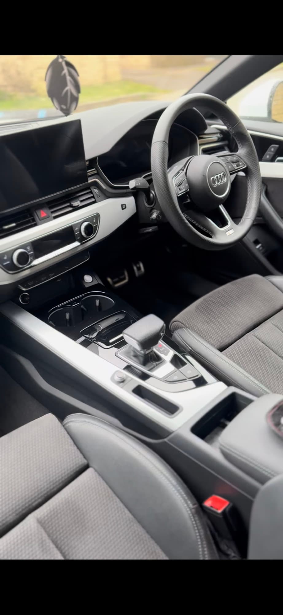 Audi cockpit deep-cleaned inside and out